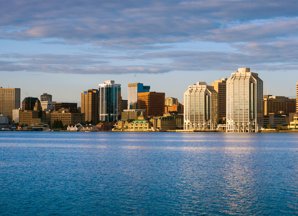Mariner-Case Study-Digitial Strategy-Halifax Water Woman using her phone at night.